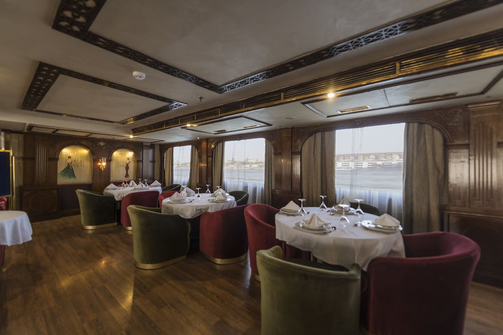 Фото Sunrise Terramar Cruise