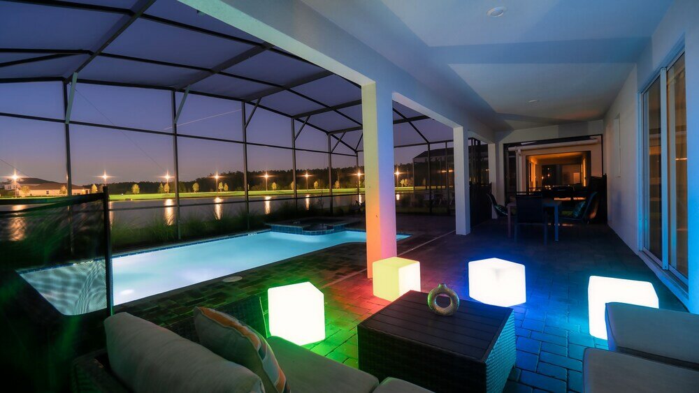 Фото Lakeview Luxury 9 Bedroom & 5 Bathroom w Private Pool