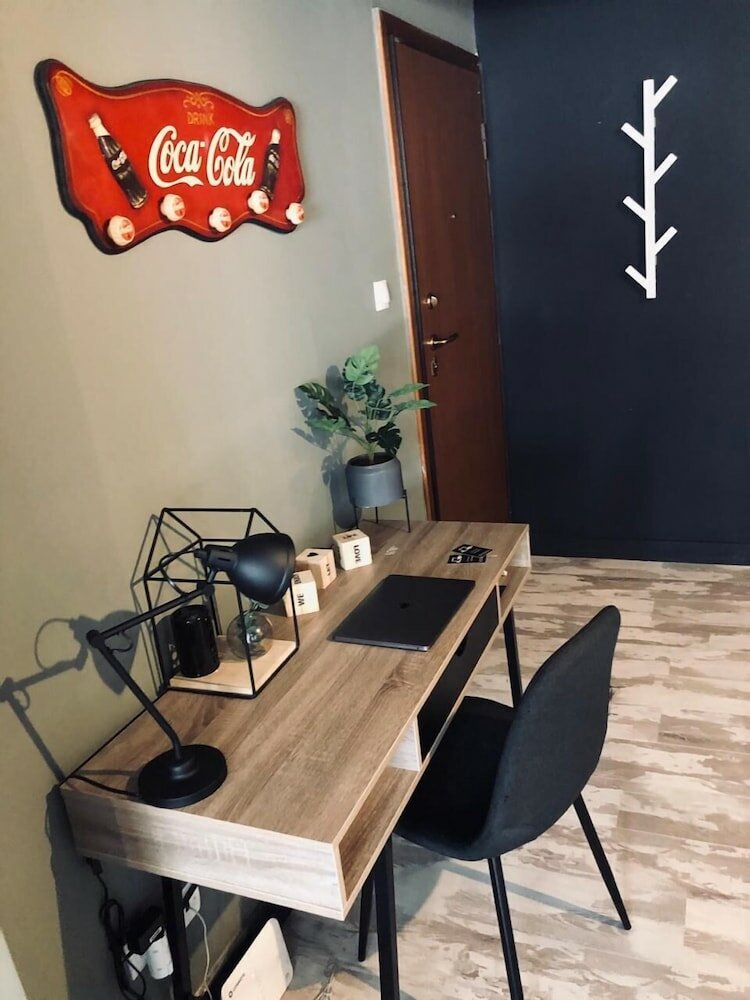 Фото Home Plus Psirri Apartment