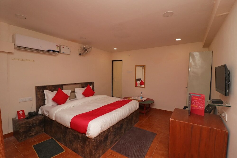 Фото Oyo 28643 Sai Yatri Niwas