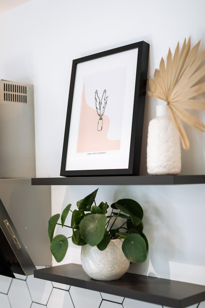 Фото Urban Jungle Apartments