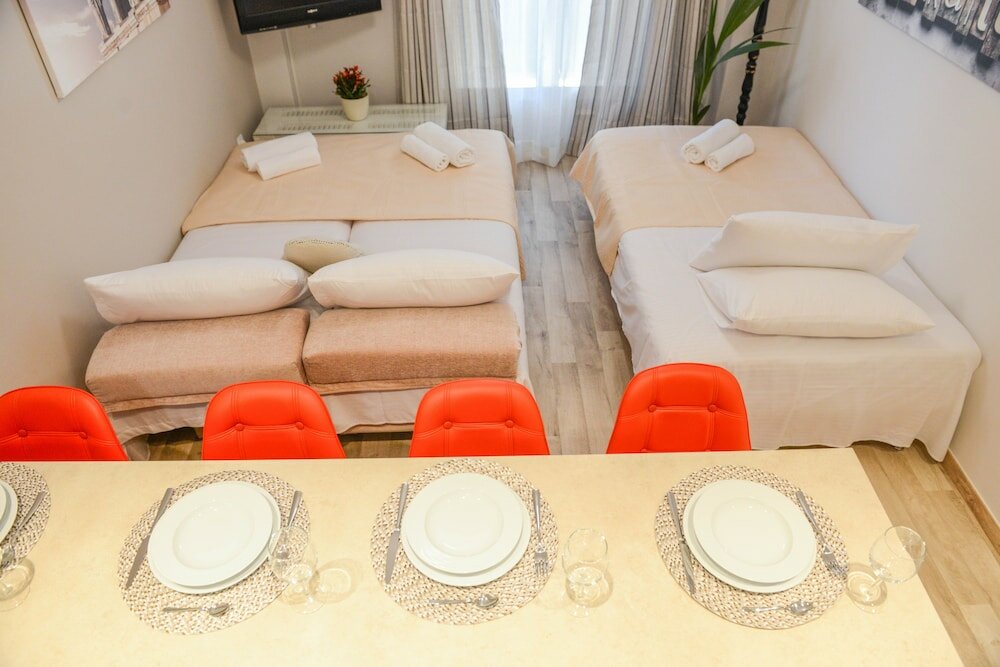 Фото Athina apartments