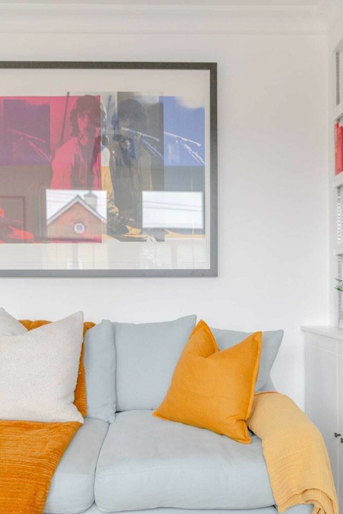 Фото Stunning 2 Bedroom Flat With a Garden in Barnes