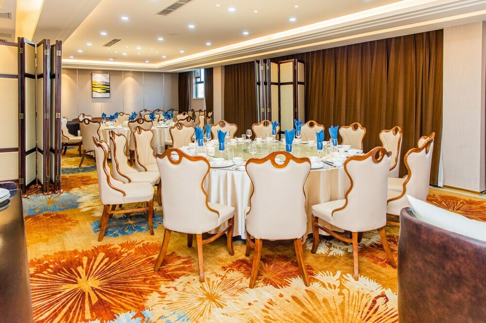 Фото The Venice Hotel and Casino