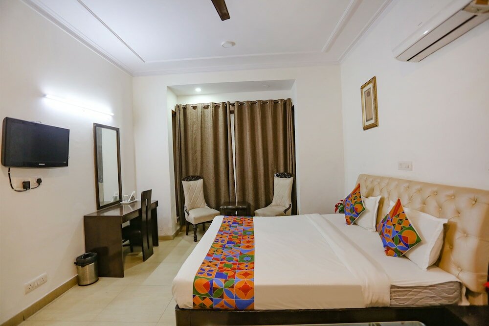 Фото Fabhotel Grand Palace