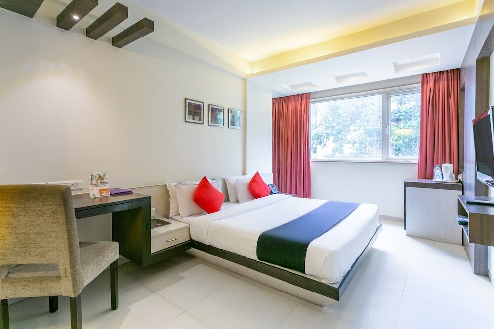 Фото Capital O 45587 The Roa Hotel