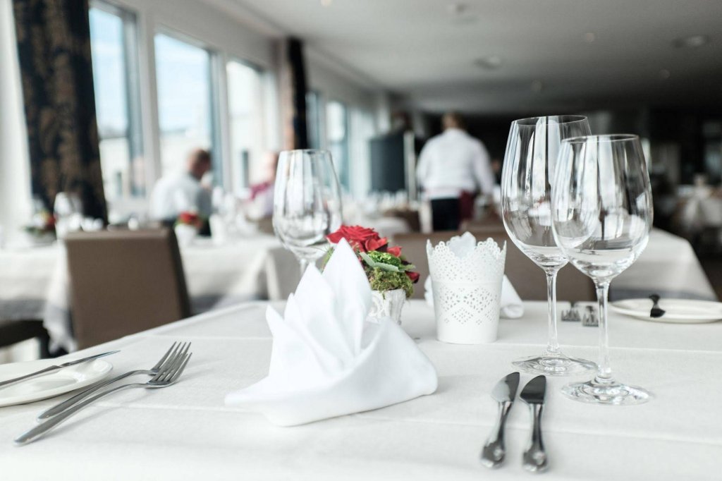 Фото Hotel Swiss Star