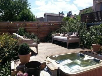Гостиница Relais St Jacques - Roanne в Роане