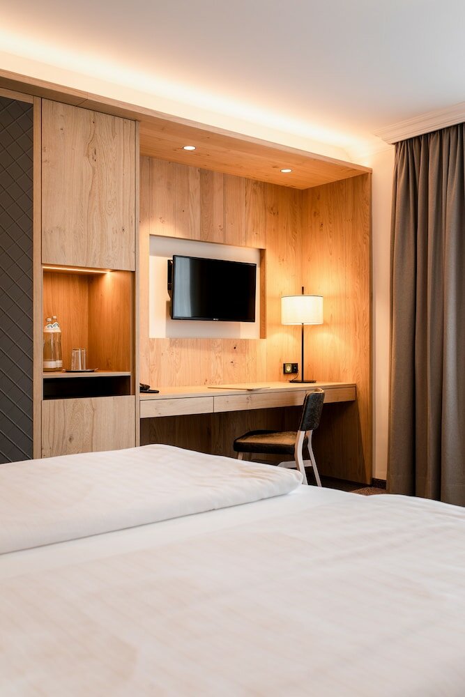 Фото Kurhotel Österreichischer Hof