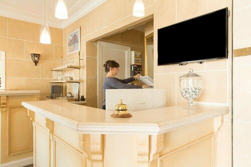 Гостиница Brit Hotel Cléria Lorient centre в Лорьяне
