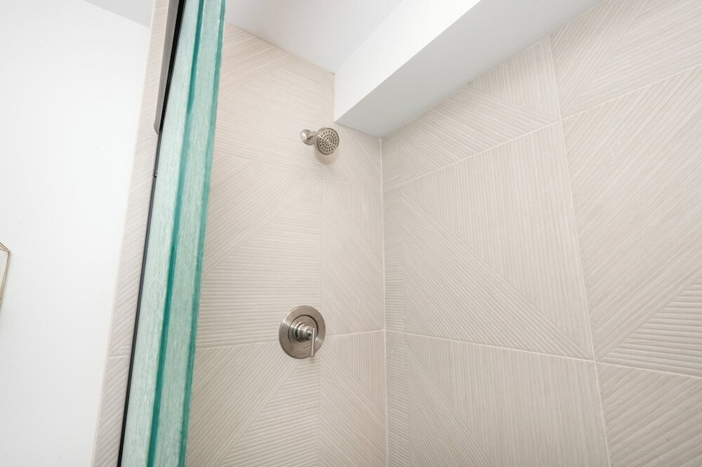 Фото Covington Charm 101