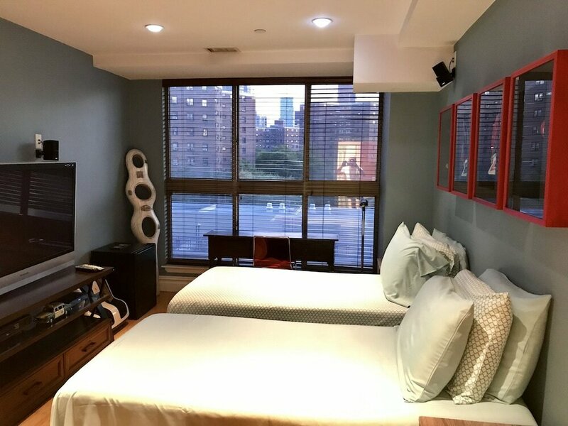 Гостиница My Favorite Place-NYC-Shared Apartment в Нью-Йорке