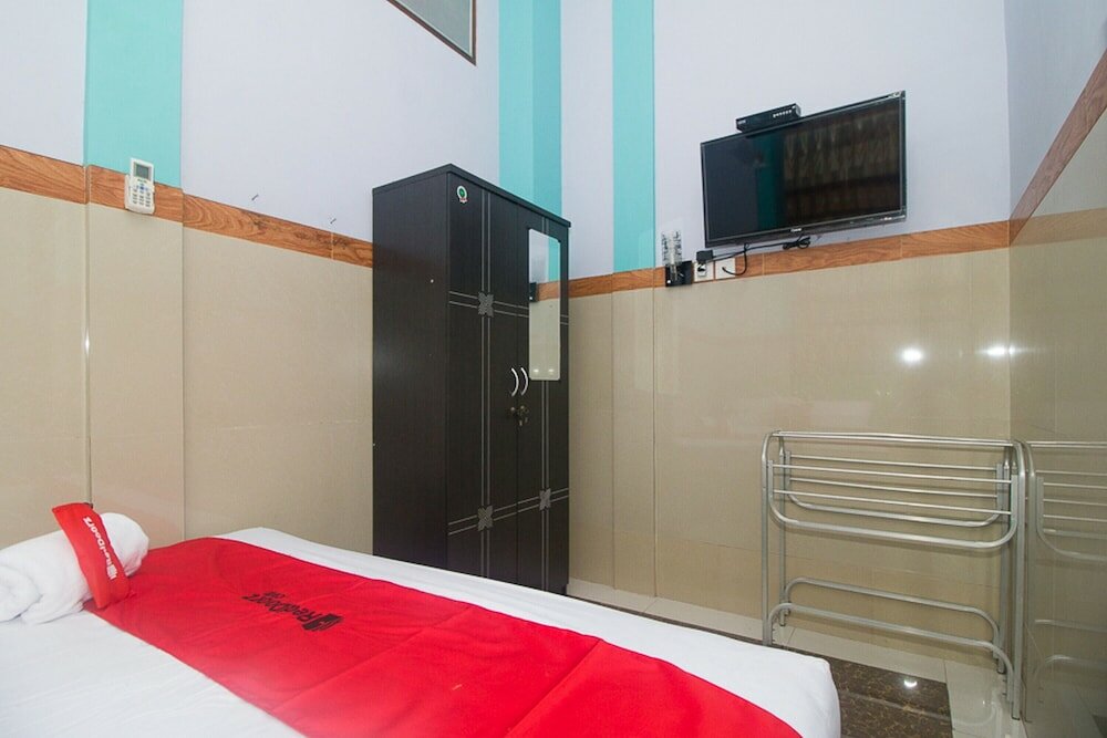 Фото RedDoorz Syariah near Alun Alun Bojonegoro