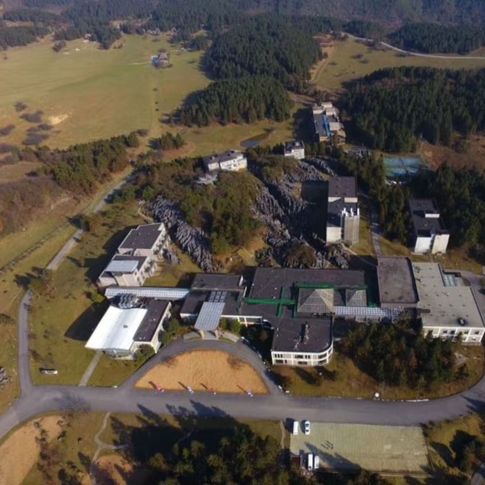 Фото XiannvshanHuabang