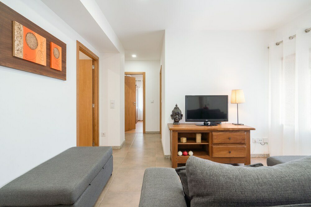 Фото Casa da Petisqueira 61 - Paredes-Oporto