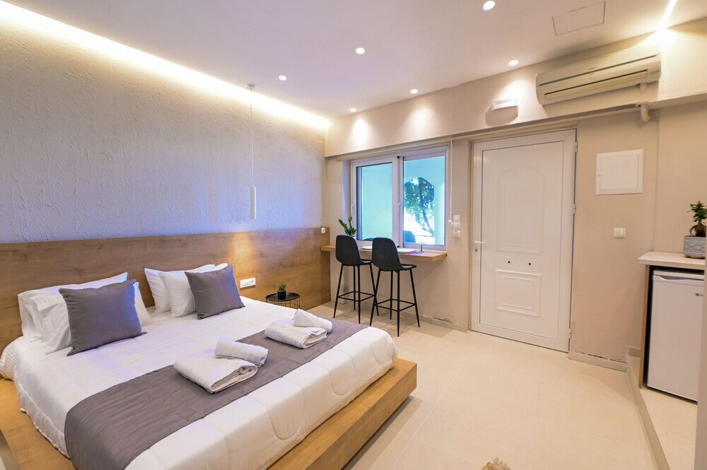 Фото Eleftheria Suites