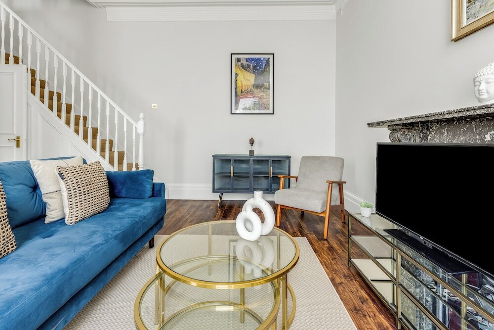 Фото The Kensington High Street Collection