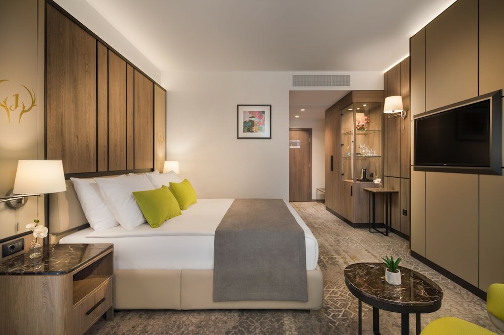 Фото Hotel Jägerhof