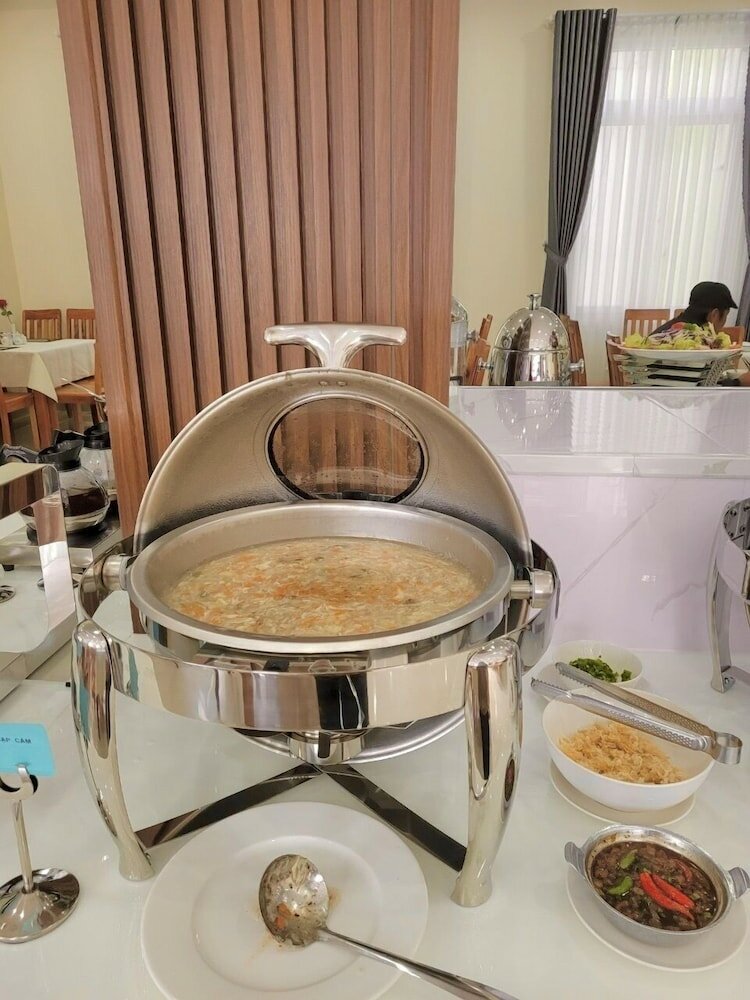 Фото BomBo Dalat Hotel