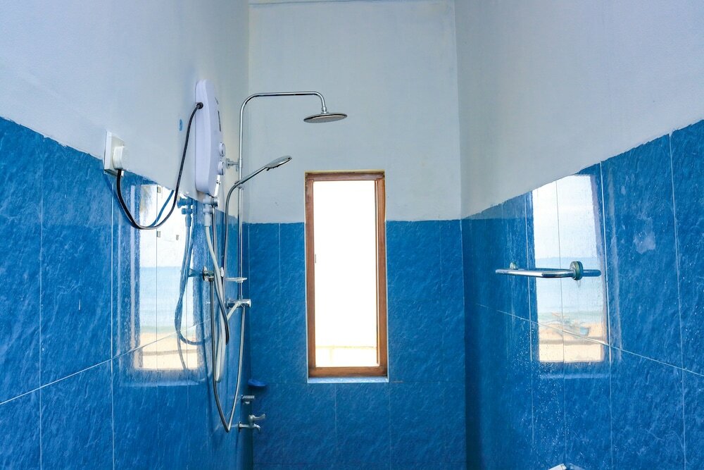 Фото New Tristar Beach Hotel