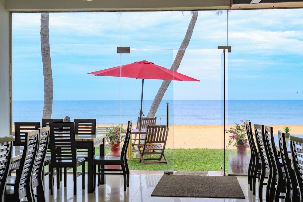 Фото New Tristar Beach Hotel