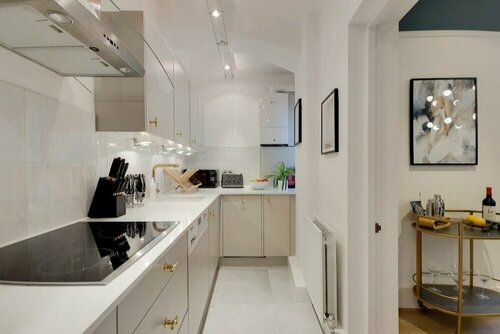 Гостиница The Heart of South Kensington - Modern & Spacious 1bdr Apartment в Лондоне