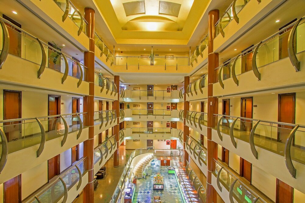 Фото Citadel Sarovar Portico Bengaluru