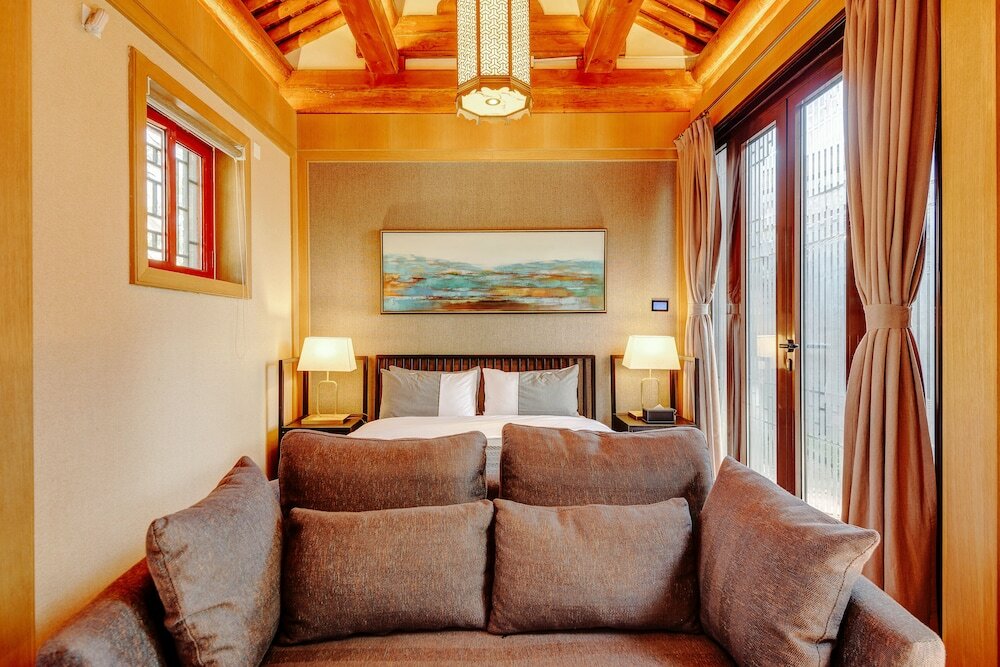 Фото Isvara Flowing Ocean Guesthouse