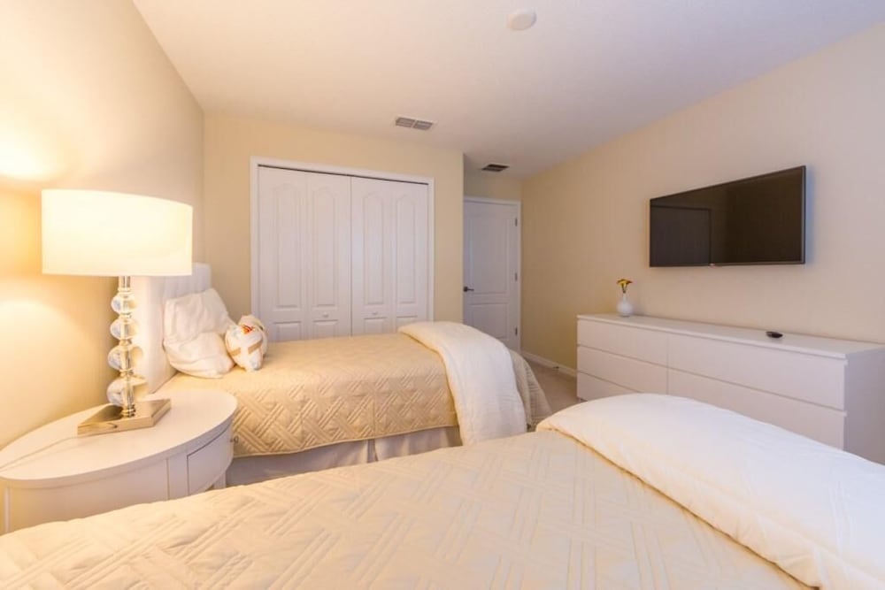 Фото Storey Lake Resort Vacation Home