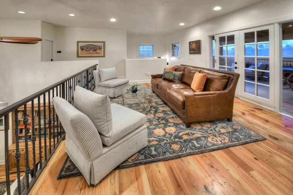 Фото The Armory Park Inn