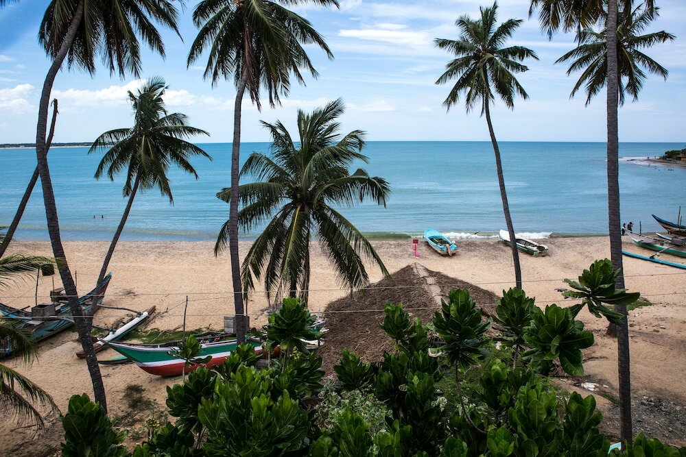 Фото Rupa's Hotel Arugambay