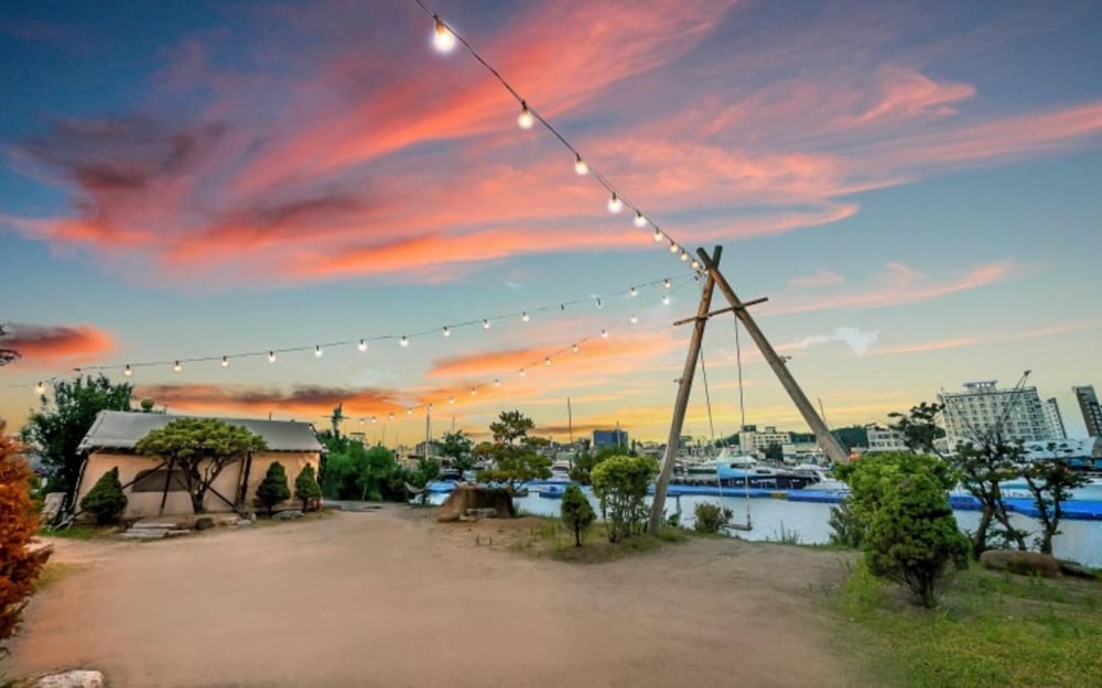 Фото Pohang Aqua Bag Lamping