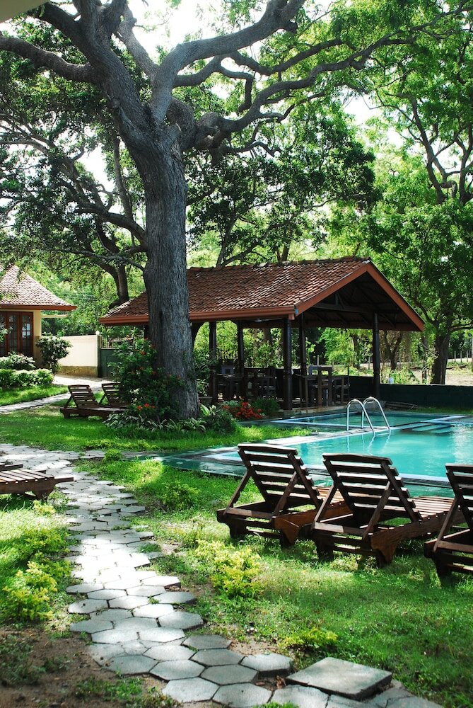 Фото Oak Ray Lake Resort