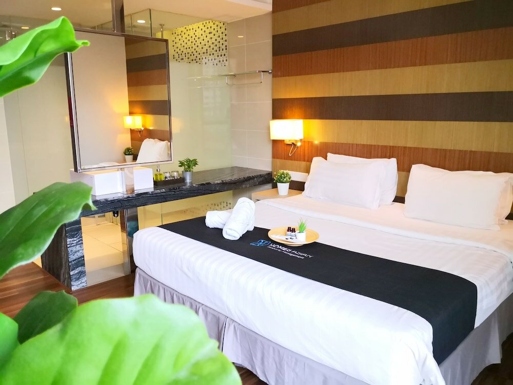 Фото D'majestic Place by Homes Asian 4