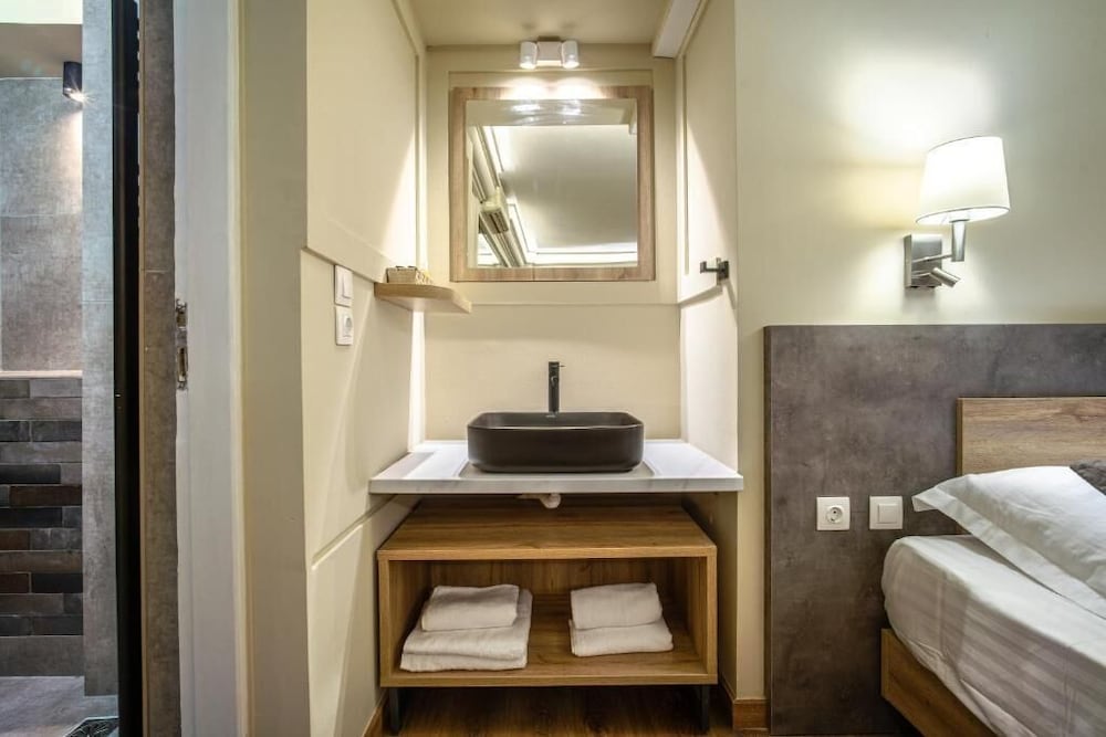 Фото Karma of Athens