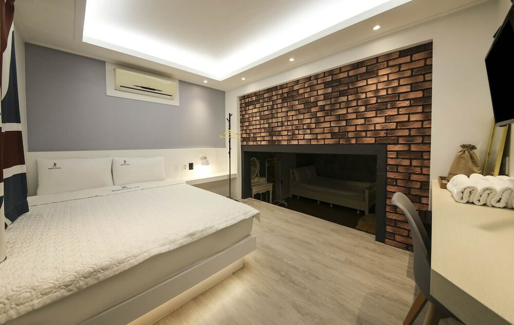 Фото Backpackers in Yeosu - Hostel