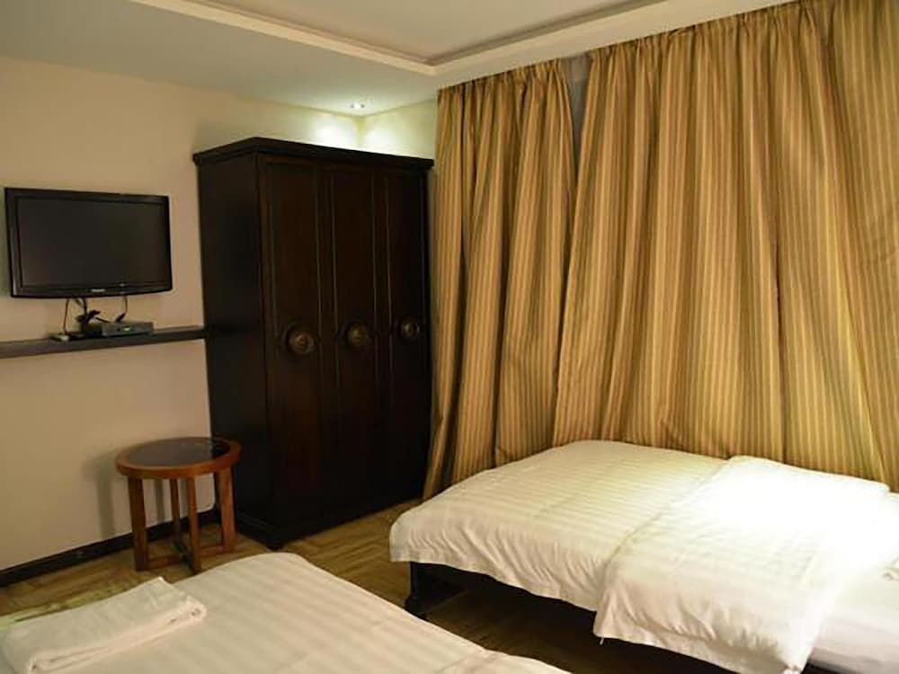 Фото Al Rose Al Motamiza