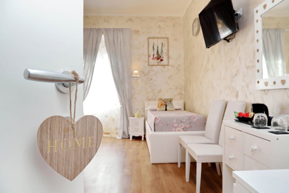 Фото Chilling Hot Tub Suite