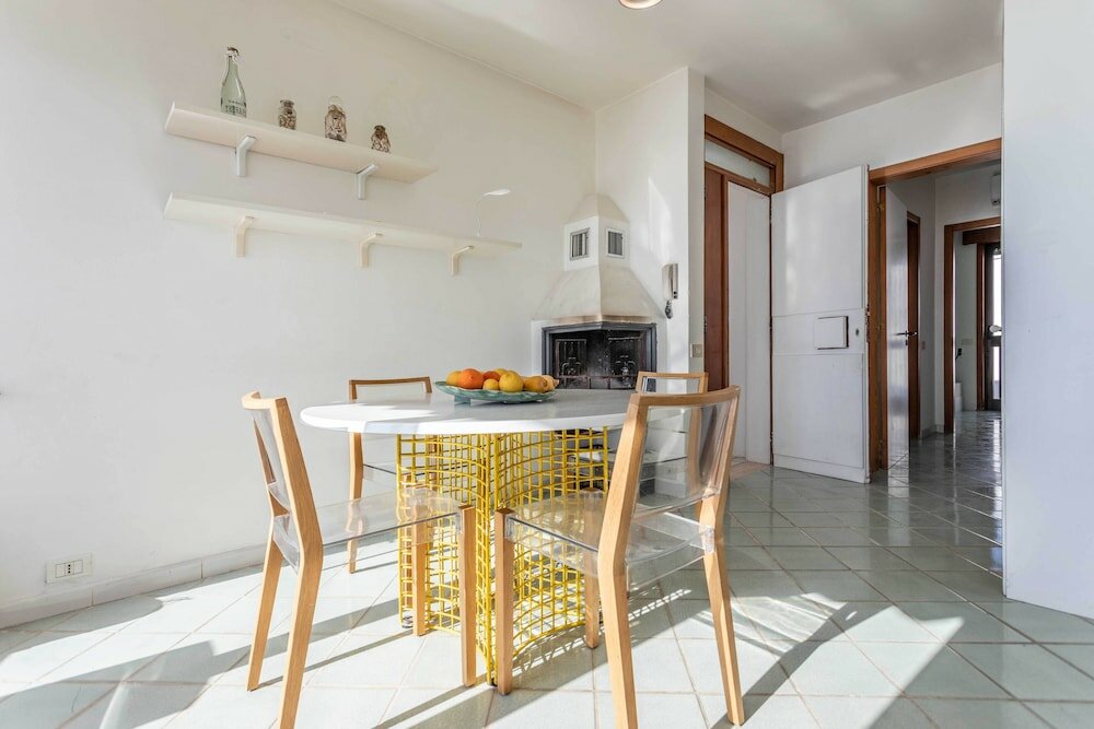 Фото Appartamento Torre Pali sulla spiaggia