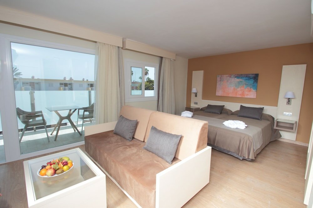 Фото Hl Suites Nardos - Only Adults