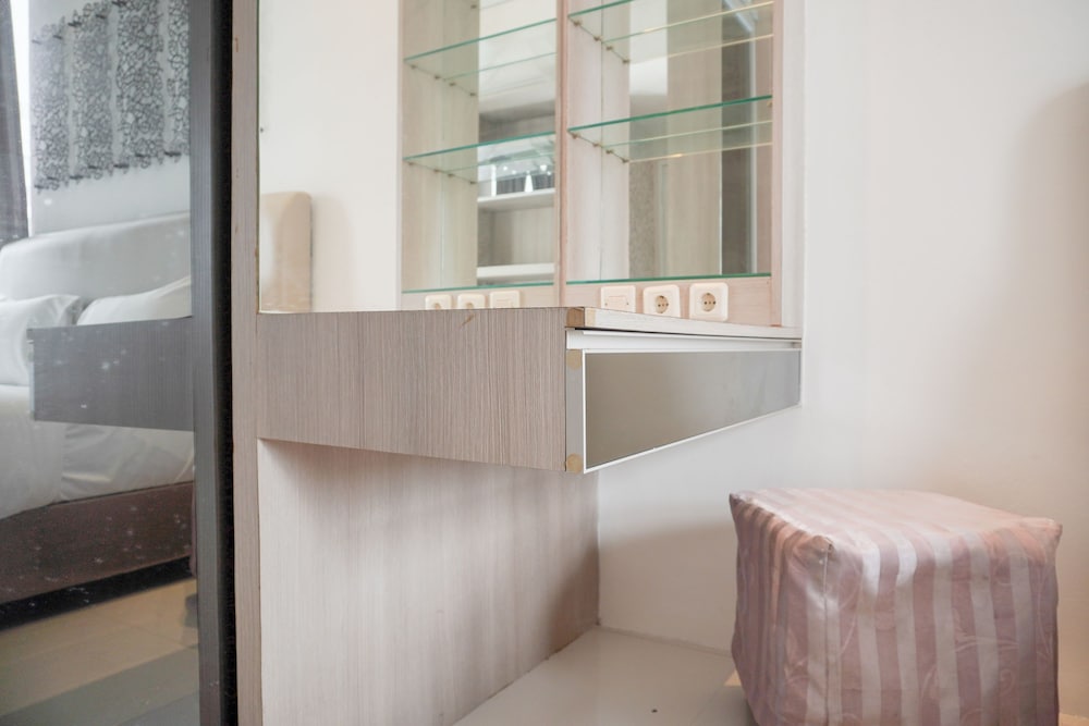 Фото Spacious And Homey 3Br At Seasons City Apartment