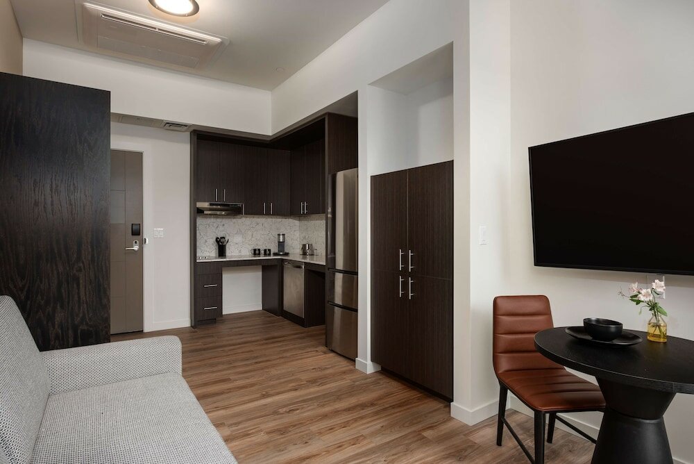 Фото Holman Riverfront Park Hotel Salem, Tapestry by Hilton