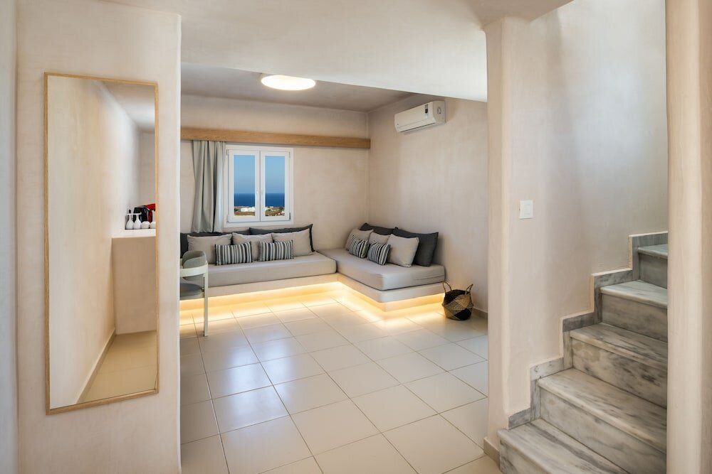 Фото Aelia Luxury Suites