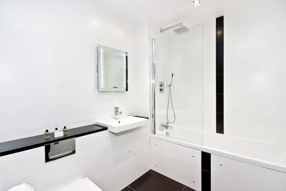 Фото Heinze Building by City Living London