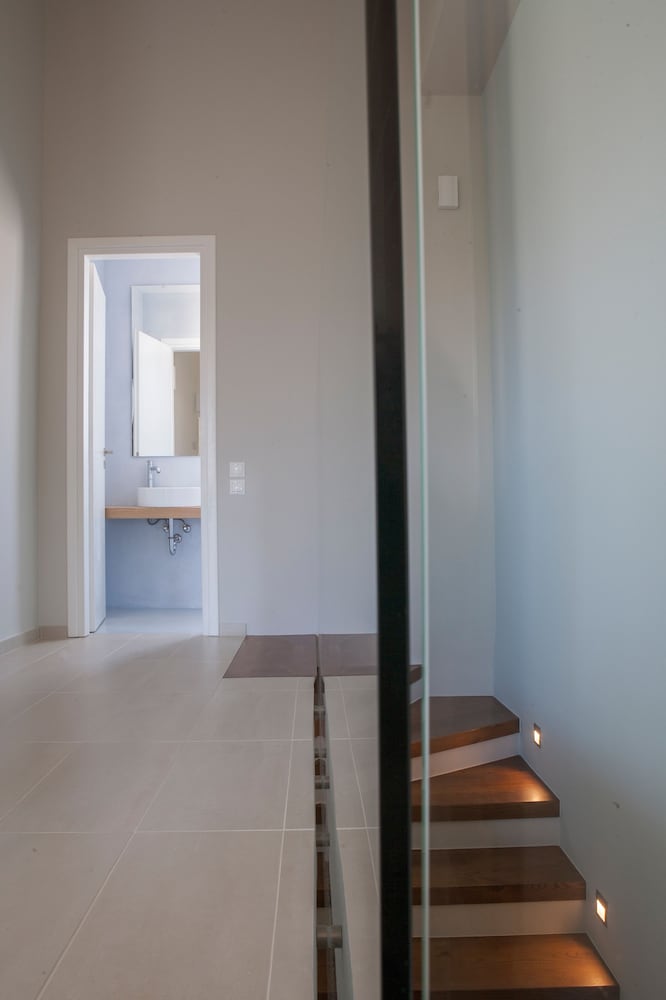 Фото Aethrion Boutique Homes