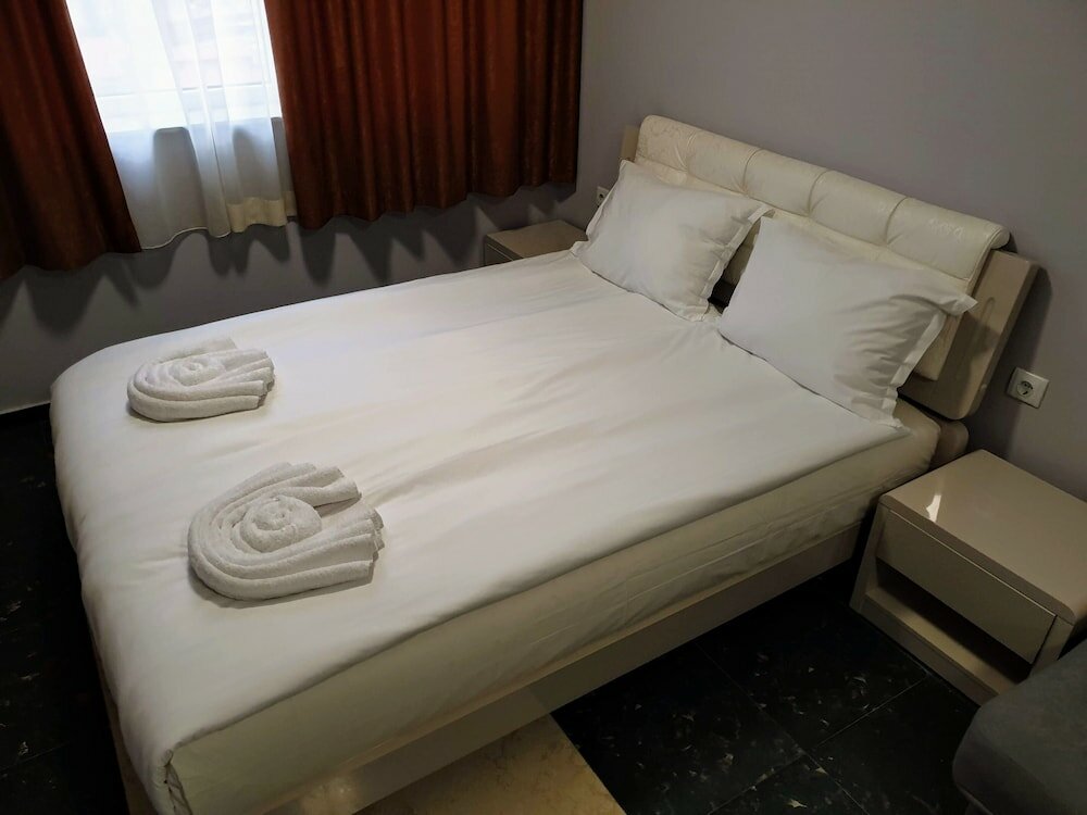 Фото Hotel Central