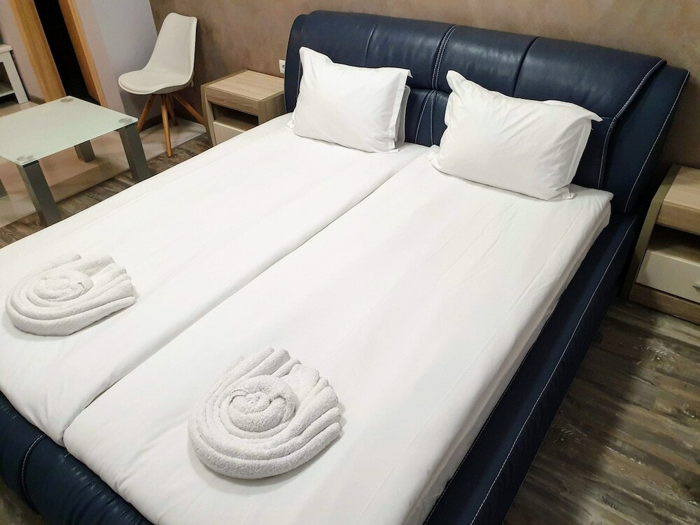 Фото Hotel Central