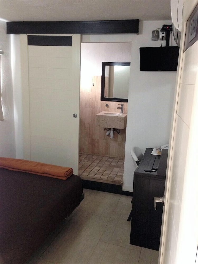 Фото Go Mini Hotel