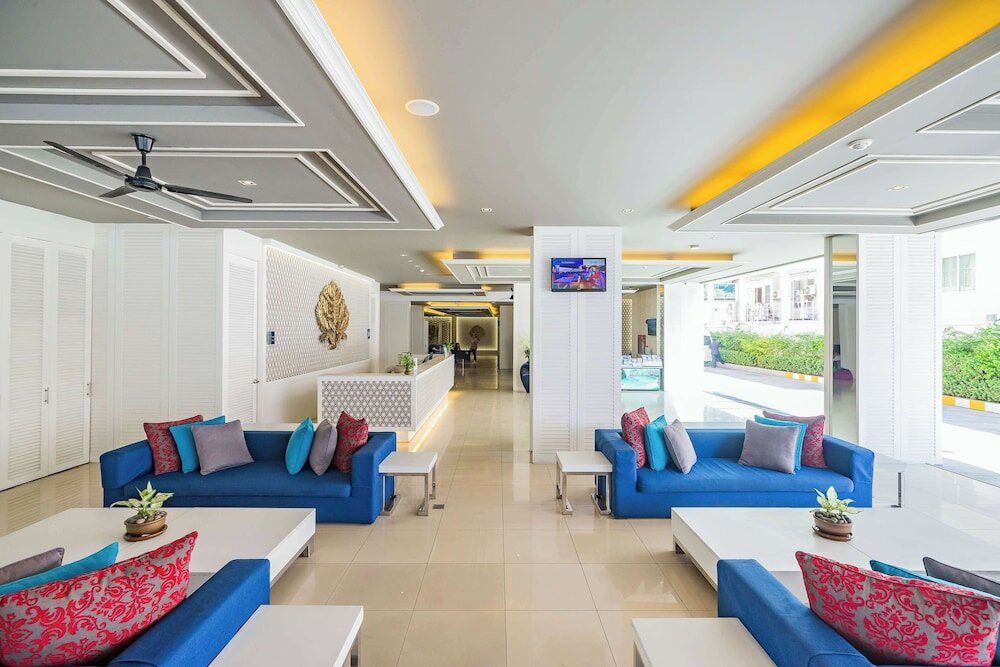 Фото Best Western Patong Beach