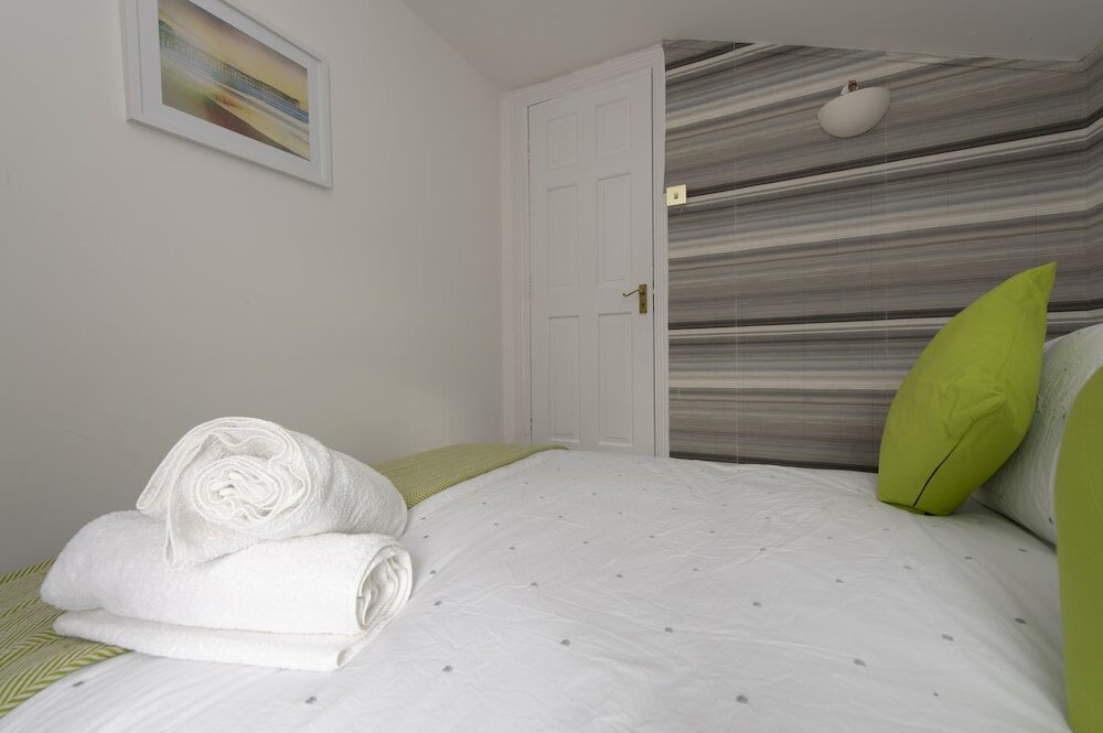 Фото Fortified Three Bedroom Home